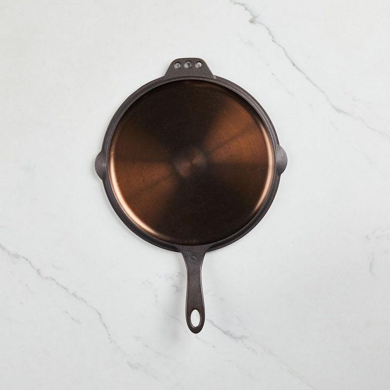 http://faradayskitchenstore.com/cdn/shop/products/Smithey_Ironware_Co_No12_Flat_Top_Griddle.jpg?v=1625157073