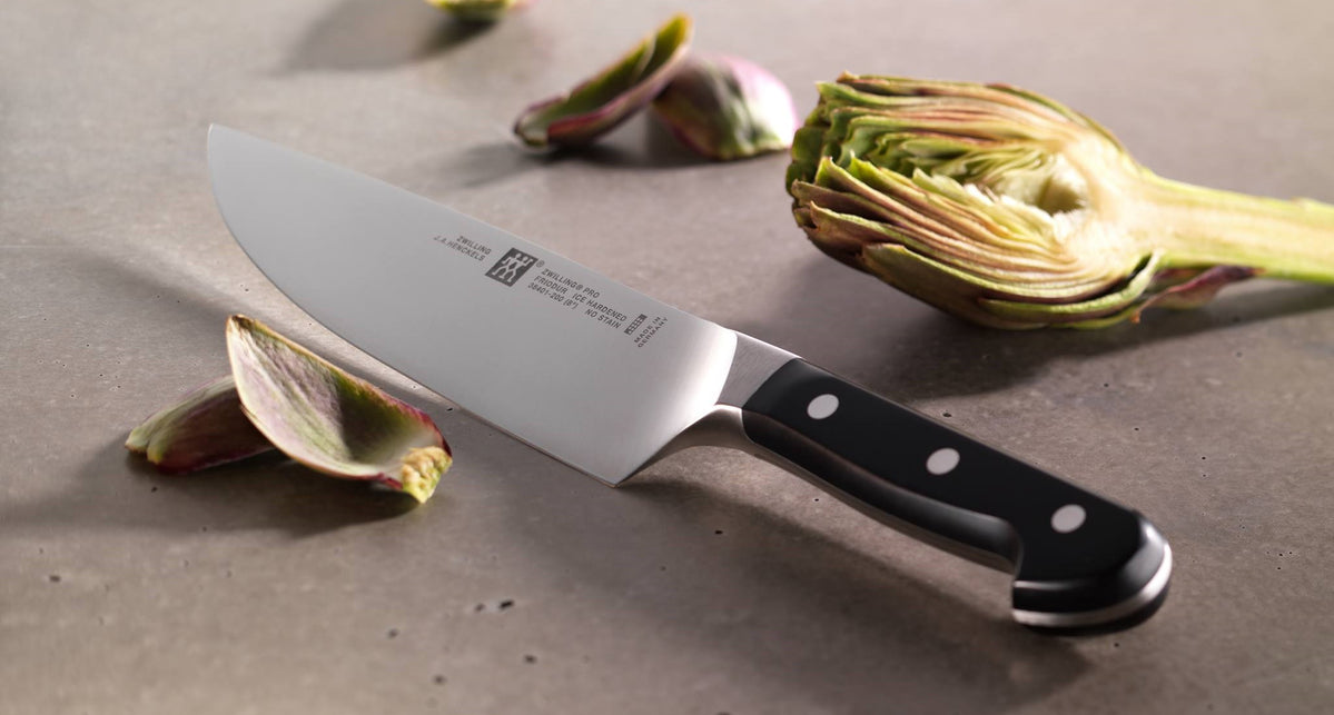 Zwilling J.A. Henckels Pro Le Blanc 7-inch Slim Chef's Knife